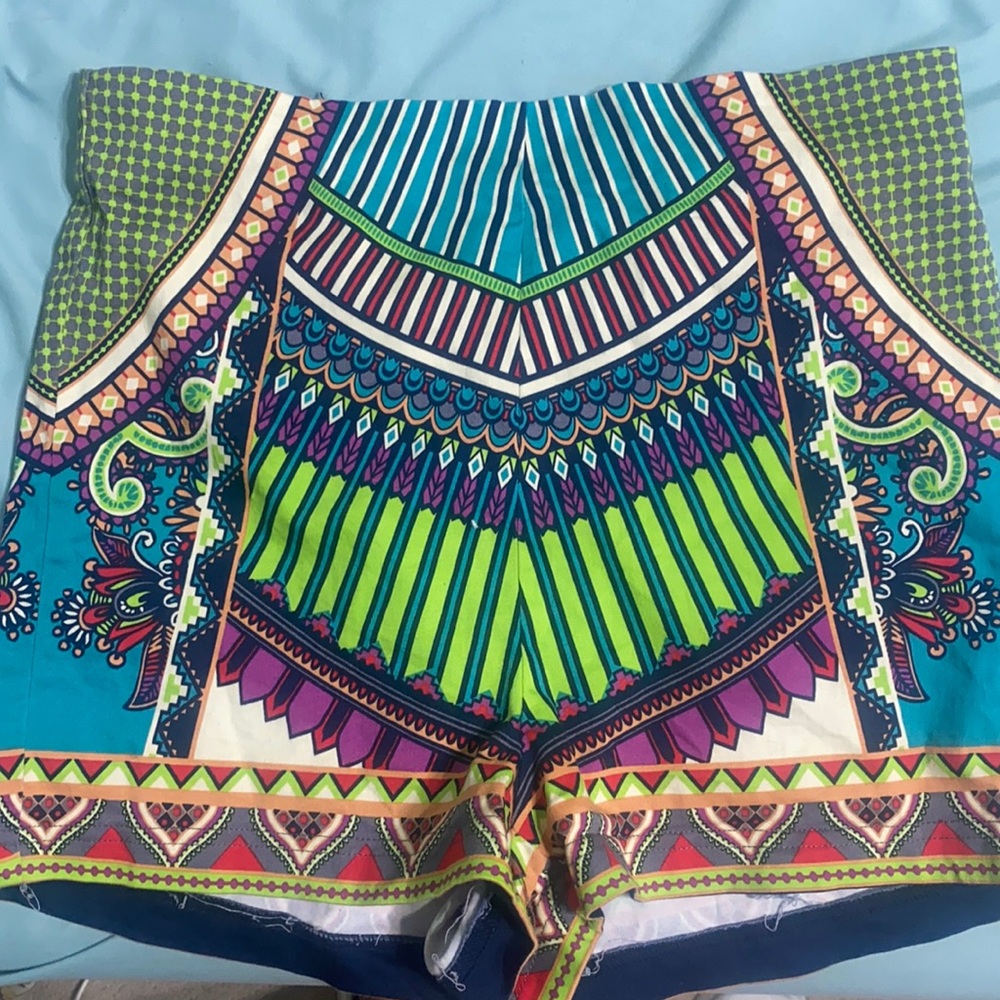 Printed High-Waisted Shorts